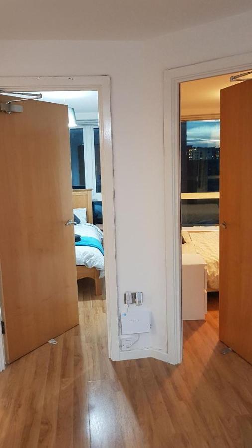 Marco Island -Spacious City Centre 2 Bedroom Apartment نوتينغهام المظهر الخارجي الصورة