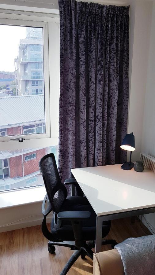 Marco Island -Spacious City Centre 2 Bedroom Apartment نوتينغهام المظهر الخارجي الصورة