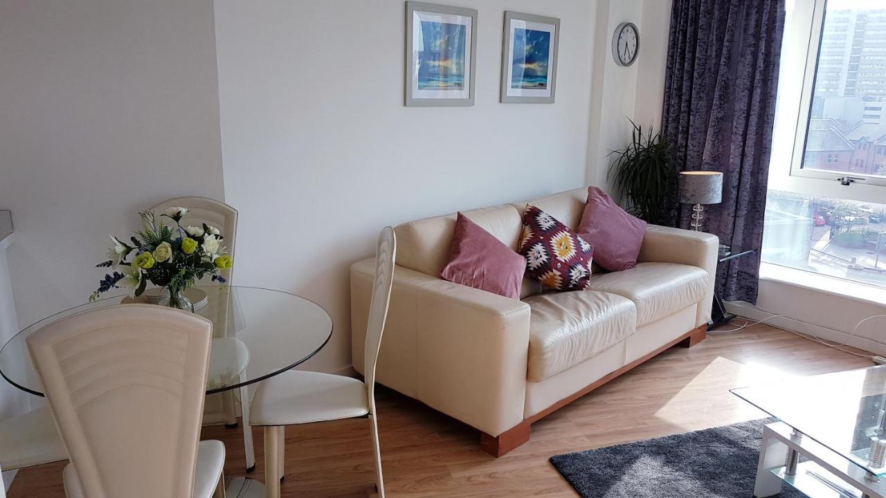 Marco Island -Spacious City Centre 2 Bedroom Apartment نوتينغهام المظهر الخارجي الصورة